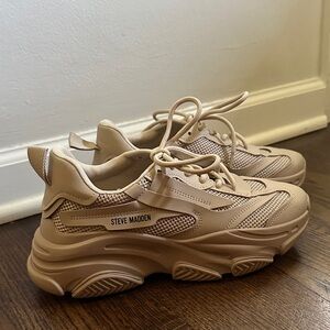Steve Madden Beige Lace-Up Sneakers